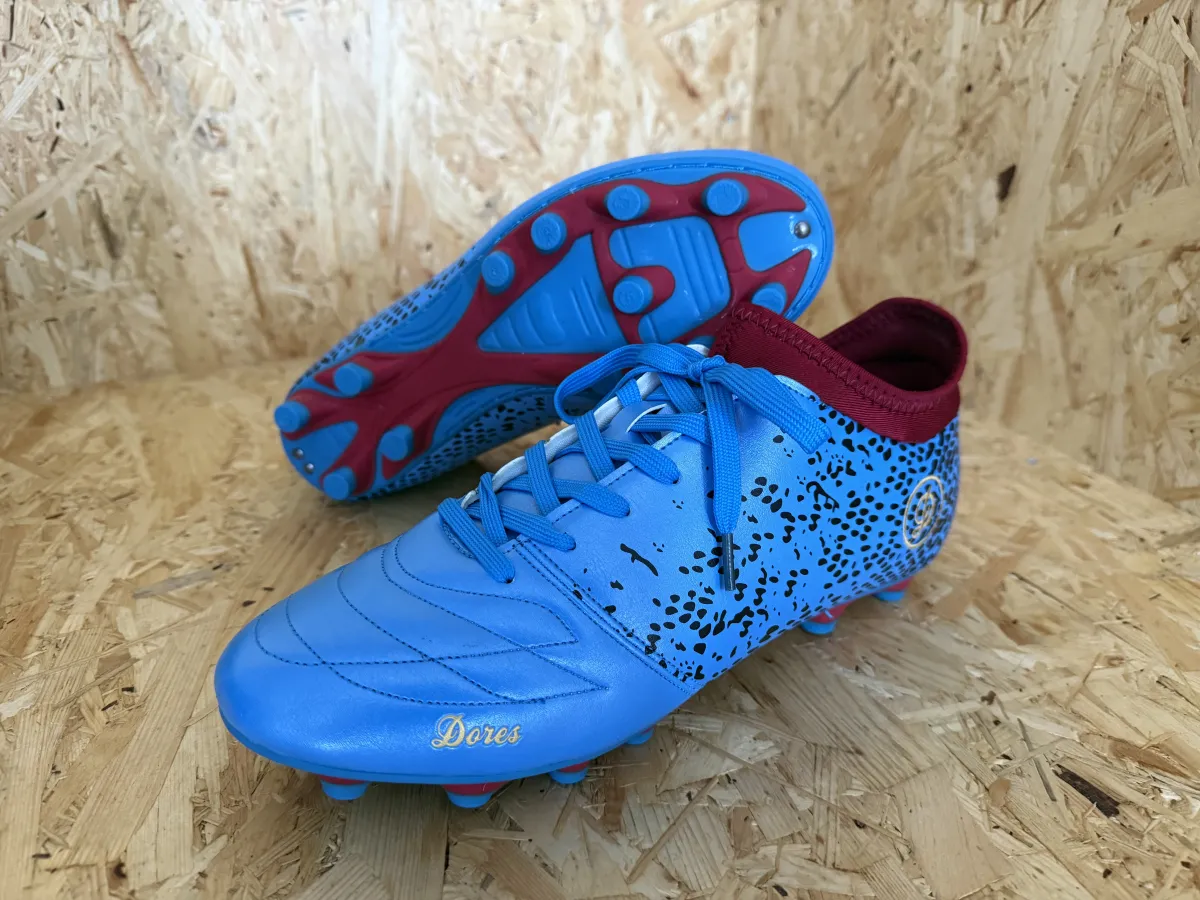Paar Dores Voetbalschoenen